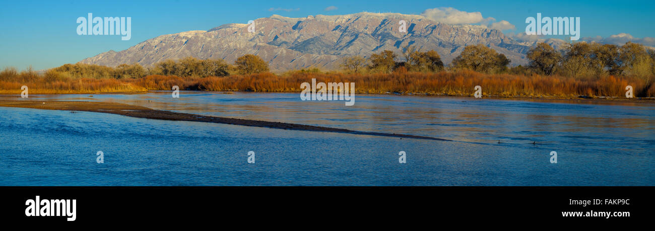 Sandia mountains photographed from the Rio Grande in Albuquerque, New Mexico, USA Stock Photo - Alamy Sandia mountains photographed from the Rio Grande in Albuquerque, New Mexico, USA Stock Photo - Alamy