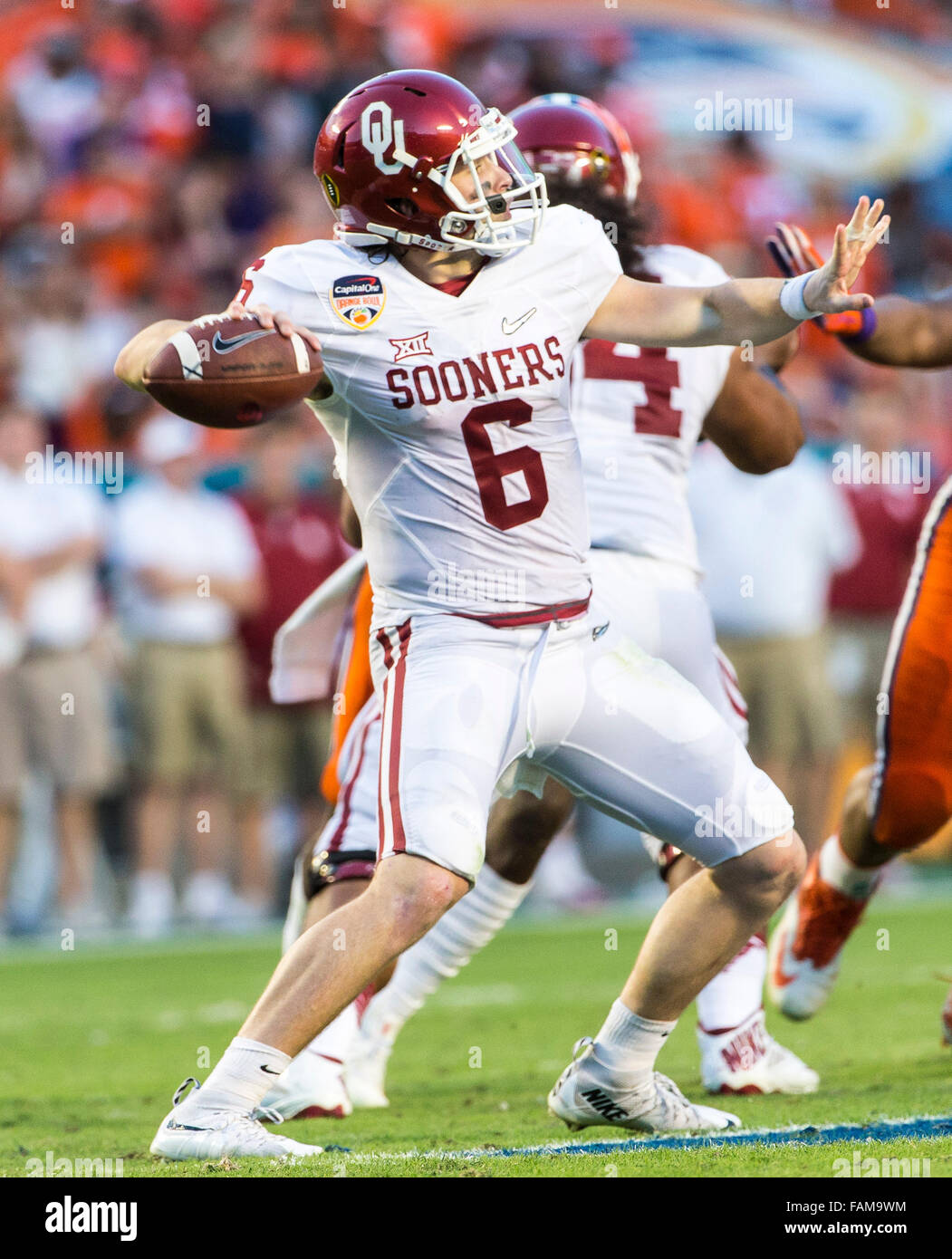 December 31, 2015: Oklahoma Sooners quarterback Baker Mayfield (6 ...