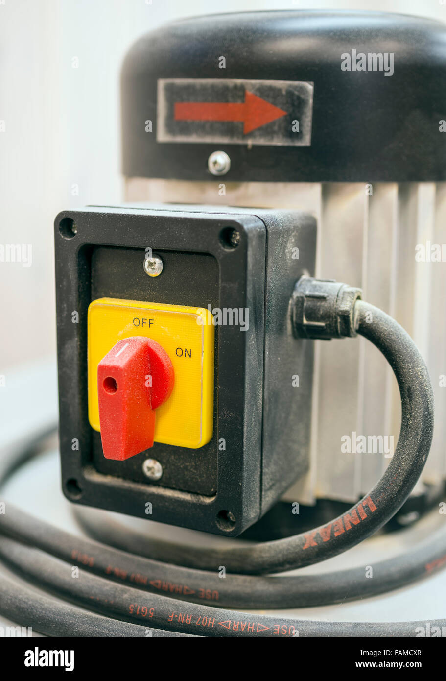 Machine Wire Switch Machine switch hi-res stock photography and images - Alamy