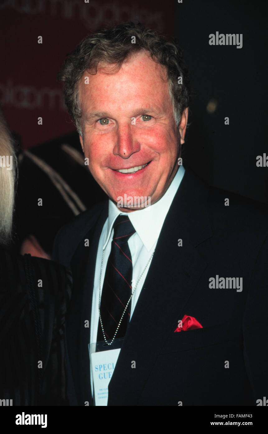 File. 31st Dec, 2015. WILLIAM WAYNE MCMILLAN ROGERS III (April 7, 1933 ...