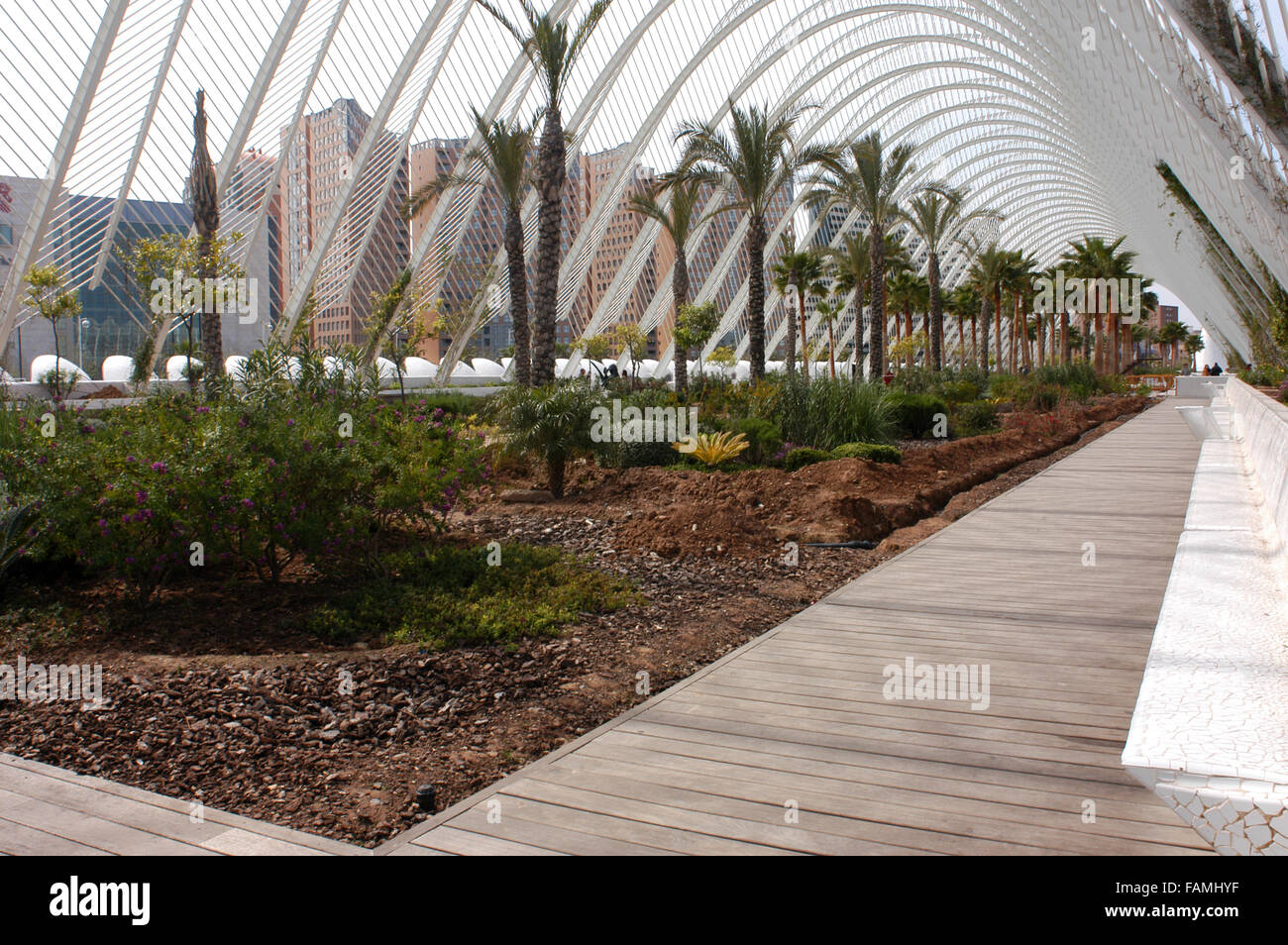 L'Umbracle - a landscaped walk in the City of Arts and Sciences in ...