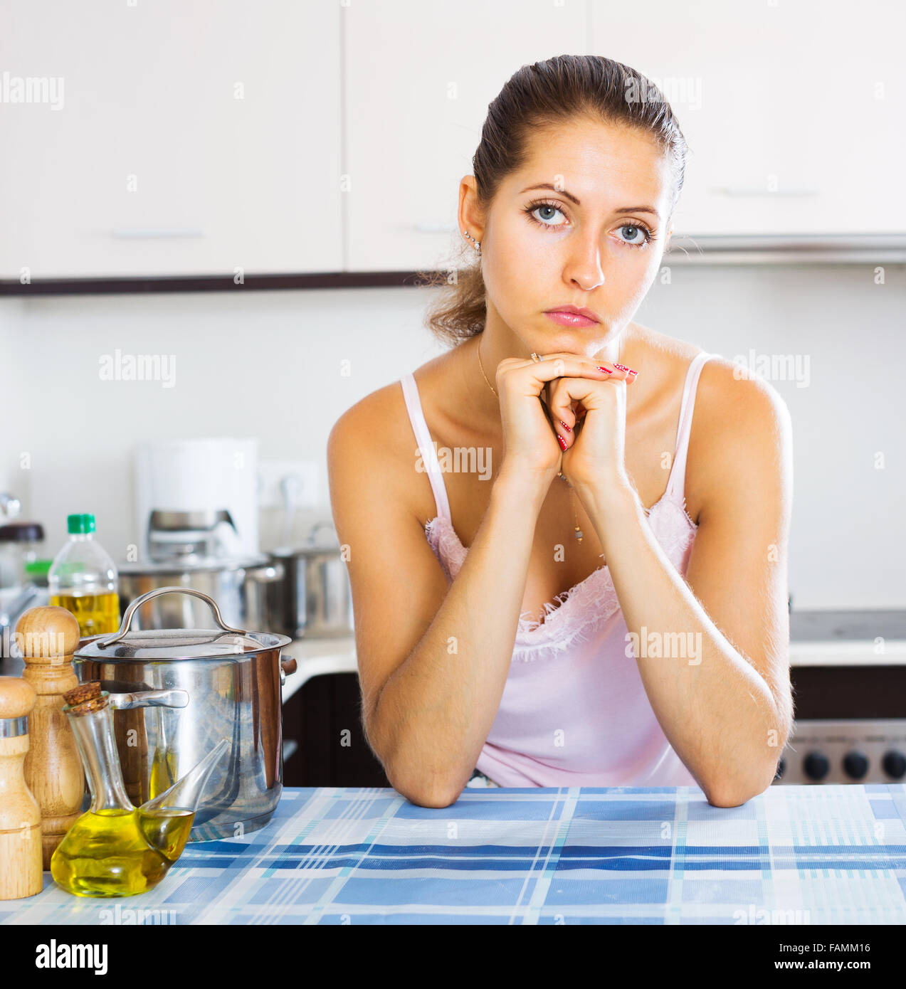 Woman elbows table hi-res stock photography and images - Alamy