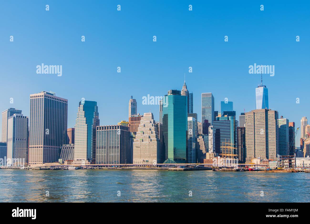 New york skyline water tower hi-res stock photography and images - Alamy