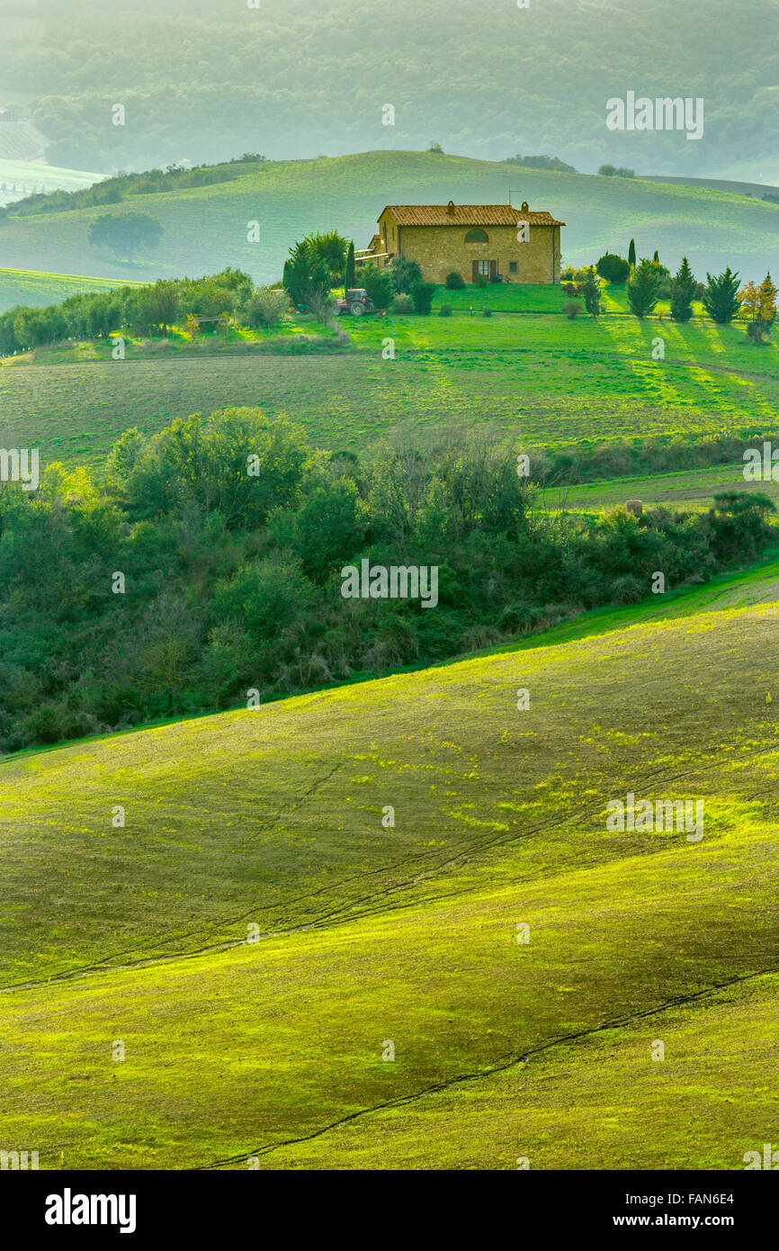 farm house in Tuscany Stock Photo - Alamy