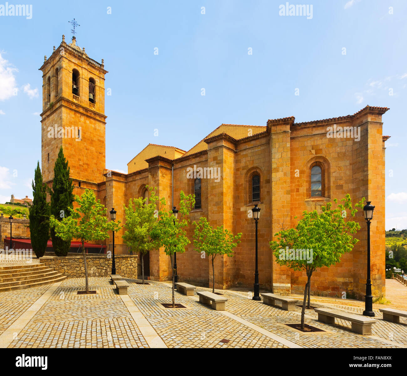 Concatedral de san pedro hi-res stock photography and images - Alamy