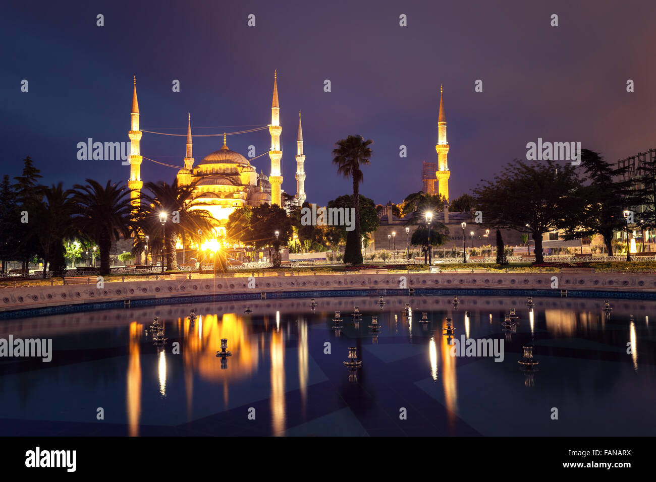 Sultanahmet Blue Mosque at night, Istanbul, Turkey Stock Photo - Alamy