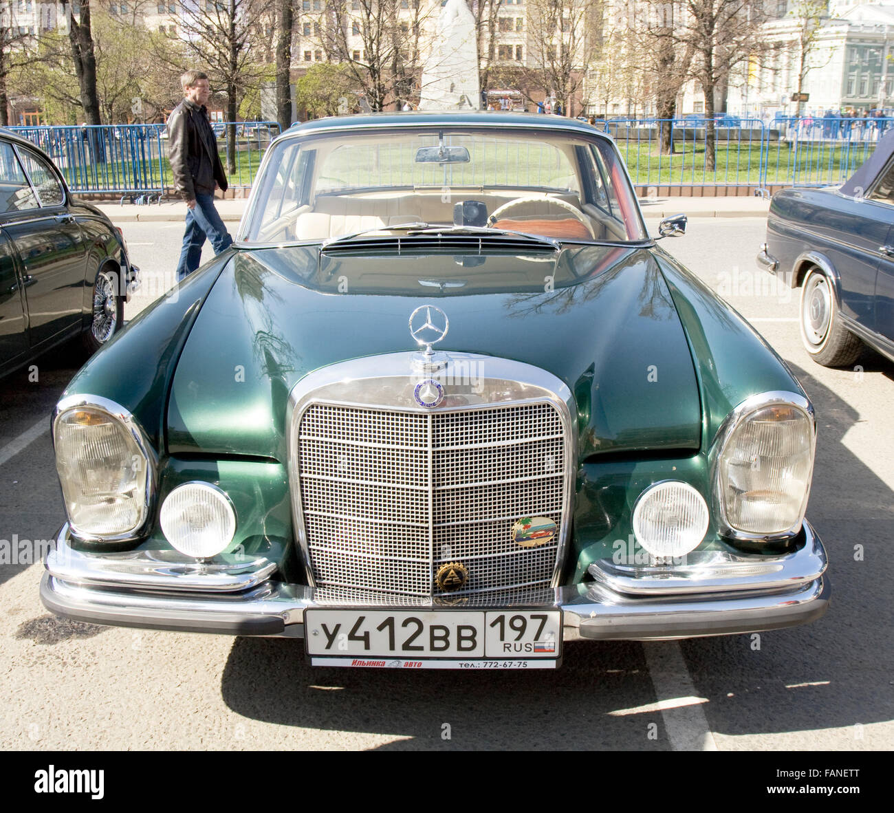 MOSCOW - APRIL 27, 2014: retro car mercedes benz on rally of classical ...