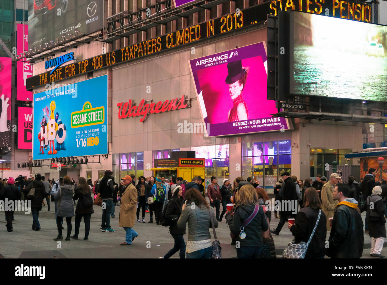 Electronic Billboards Light Up Times Square at Night, NYC Stock Photo Alamy