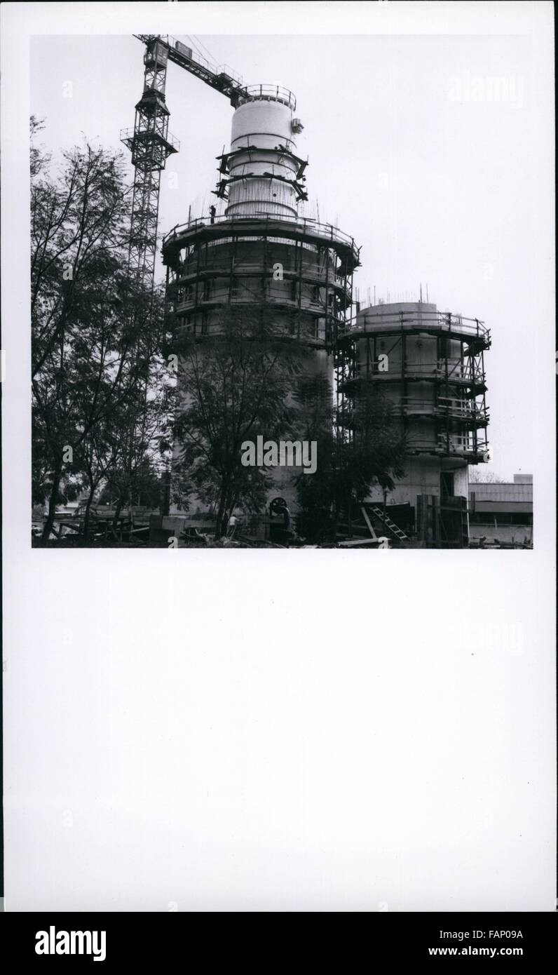 Molecular reactor civilian hi-res stock photography and images - Alamy