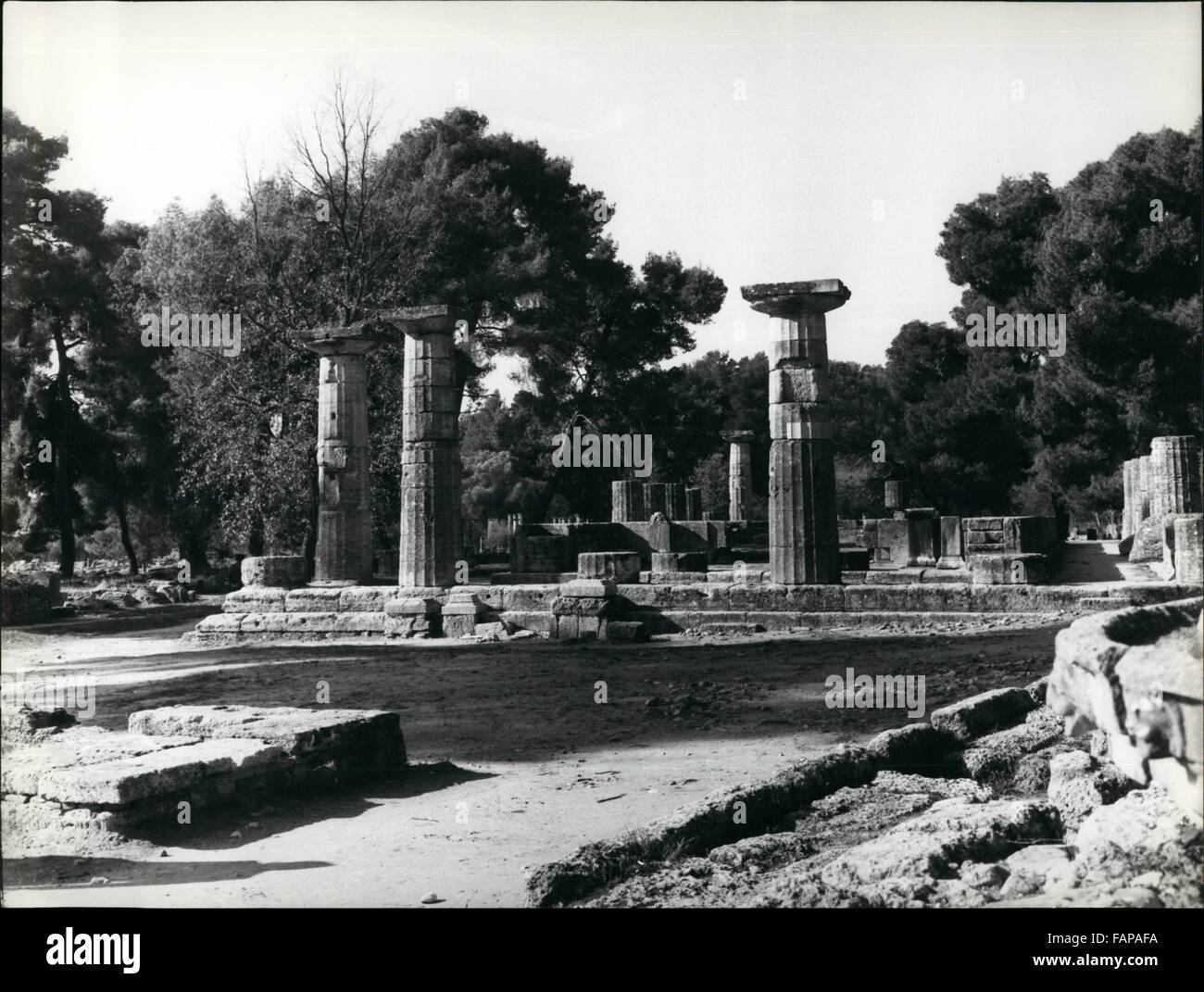 Olympic games poster 1964 hi-res stock photography and images - Alamy