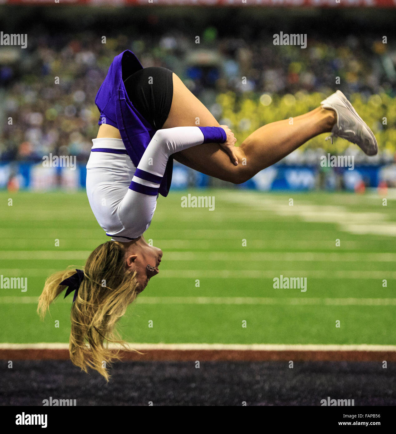 San Antonio, Texas, USA. 2nd Jan, 2016. TCU Horned Frogs cheerleader