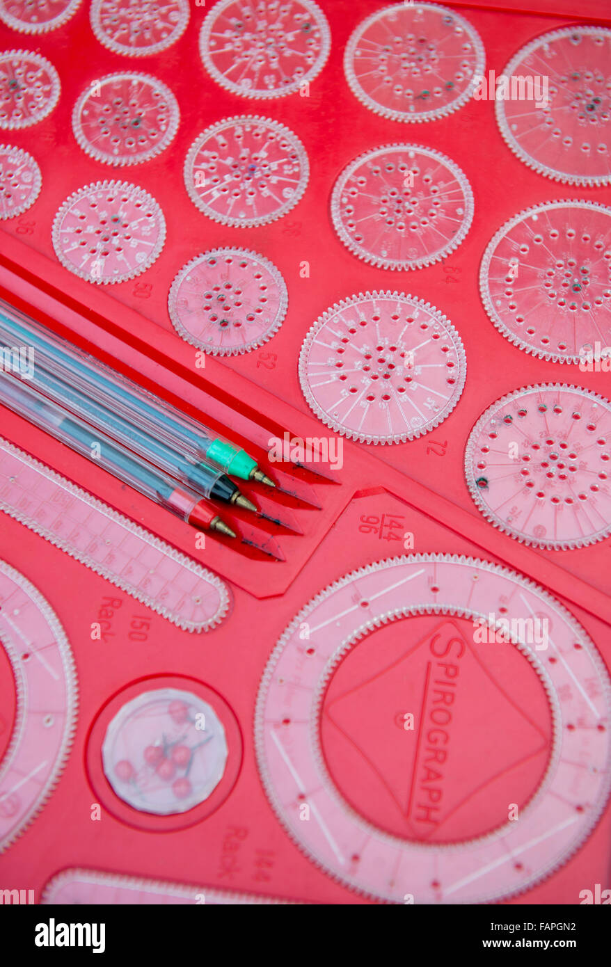 Original 1970s Spirograph geometric drawing set Stock Photo Alamy