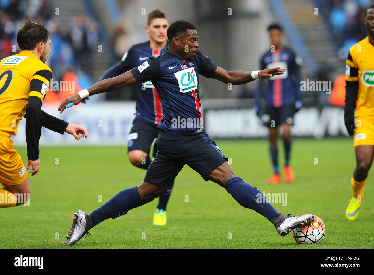 Lille, France. 03rd Jan, 2016. Coupe de France Football Wasquehal versus  Paris Saint Germain. SERGE AURIER (psg) gets set to shoot Credit: Action  Plus Sports Images/Alamy Live News Stock Photo - Alamy