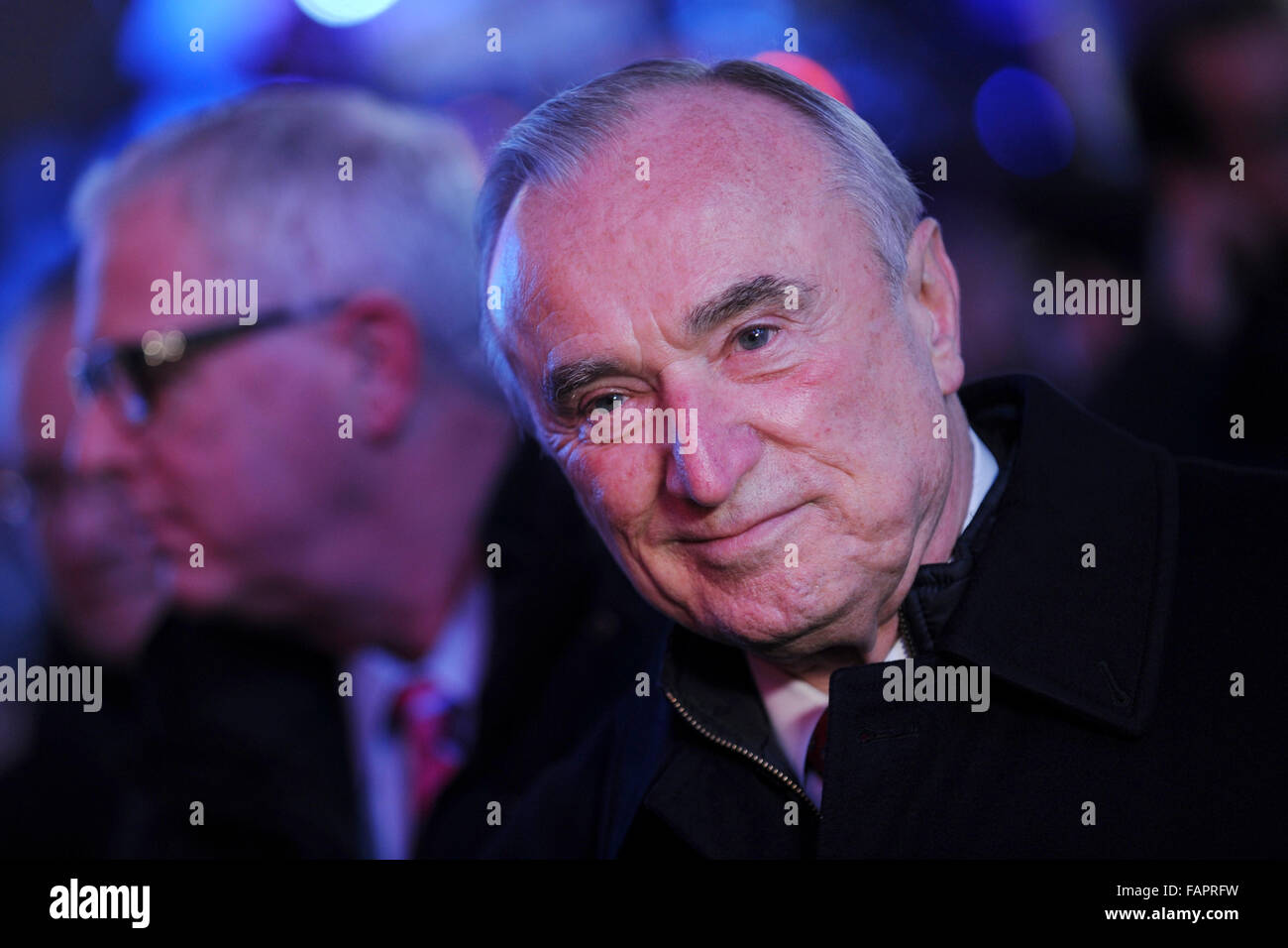 New York City. 31st Dec, 2015. New York City Police Commissioner William Bratton attends the New Year's Eve celebrations at Times Square on December 31, 2015 in New York City. © dpa/Alamy Live News Stock Photo