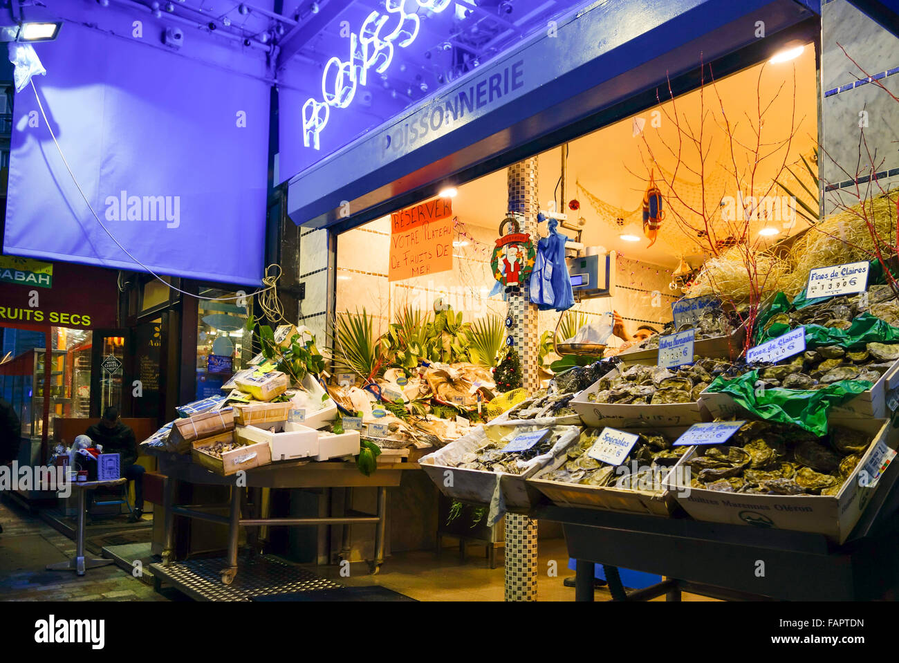 Poissonnerie paris hires stock photography and images Alamy