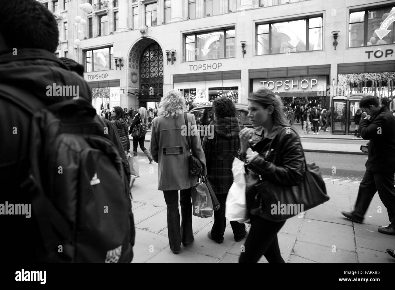 Shoppers on Oxford Street, London Stock Photo - Alamy
