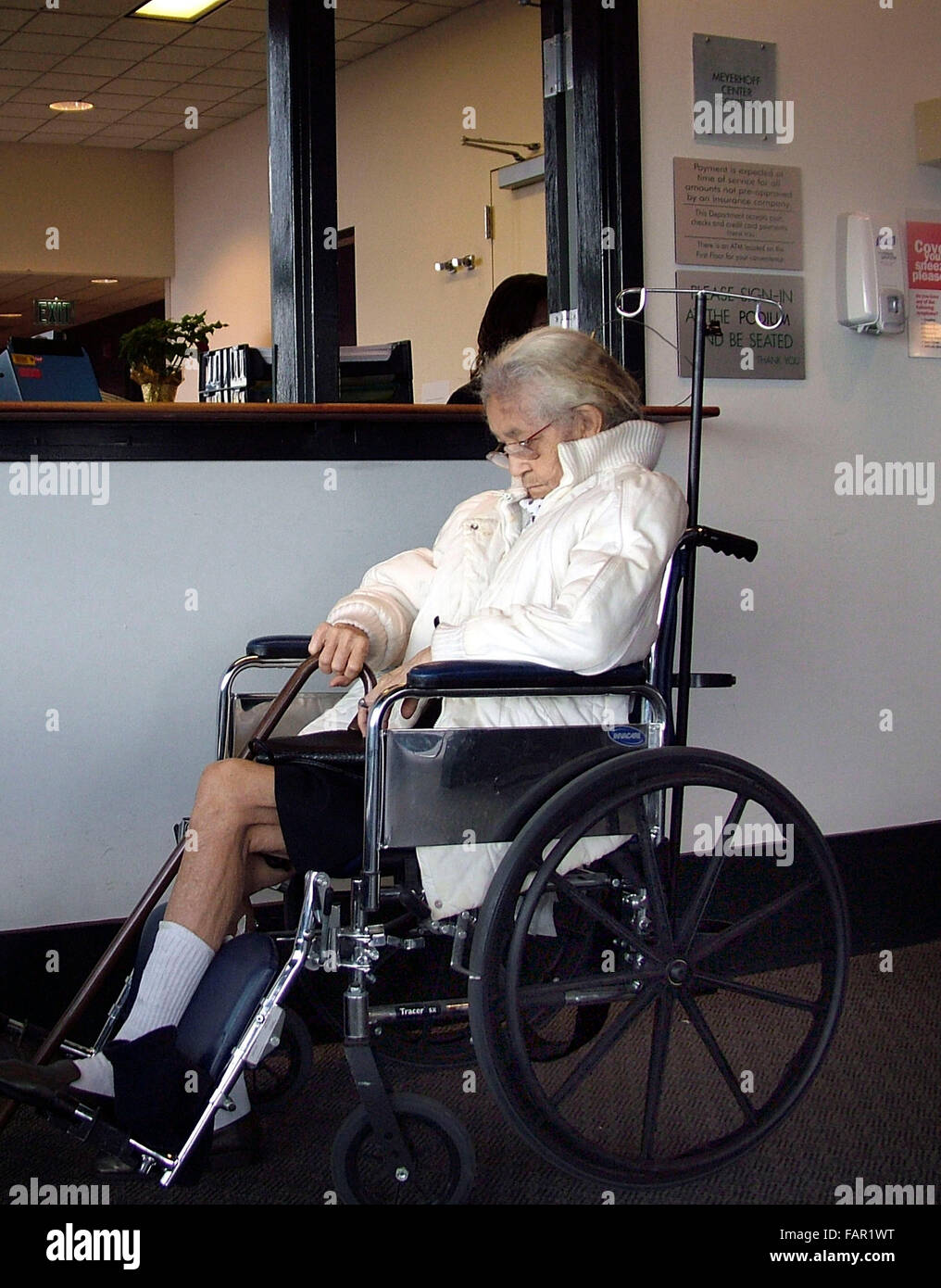 Old woman in wheelchair hi-res stock photography and images - Alamy
