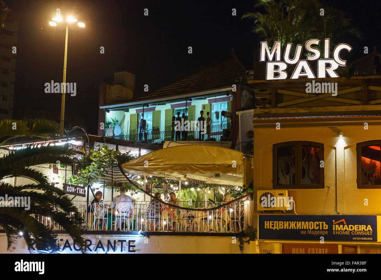 Madeira Funchal, Rua do Favilla, strip of restaurants and bars near