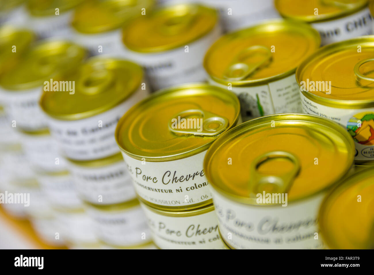 Bonnieux market france hires stock photography and images Alamy