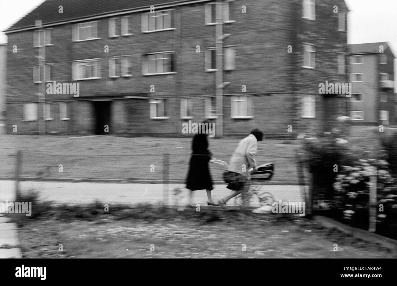 The Boulevard, Buttershaw Estate, Bradford, West Yorkshire, UK. A sprawling local authority 1950's council housing scheme. Black and white images from 1982 portray the gritty surroundings of a typical northern England working class sink estate. Stock Photo