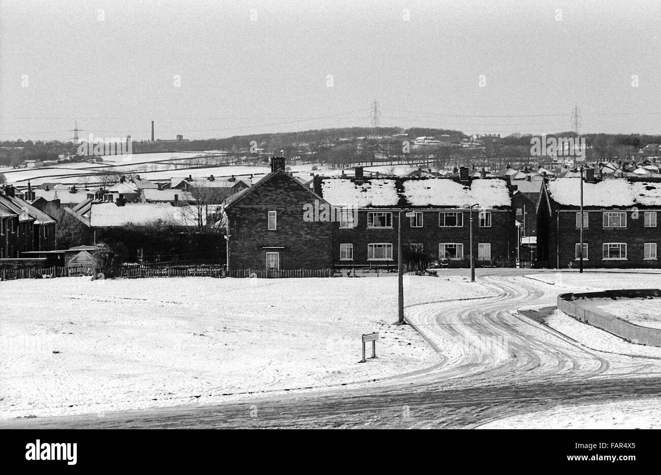 Buttershaw Estate, Bradford, West Yorkshire, UK. A sprawling local authority 1950's council housing scheme. Black and white images from 1982 portray the gritty surroundings of a typical northern England working class sink estate. Stock Photo