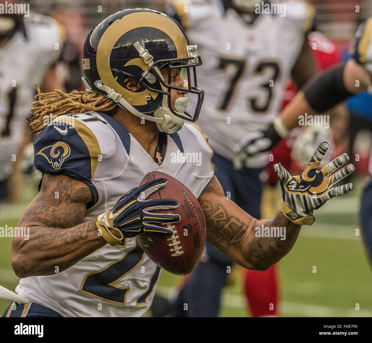 St louis rams tight end hi-res stock photography and images - Alamy