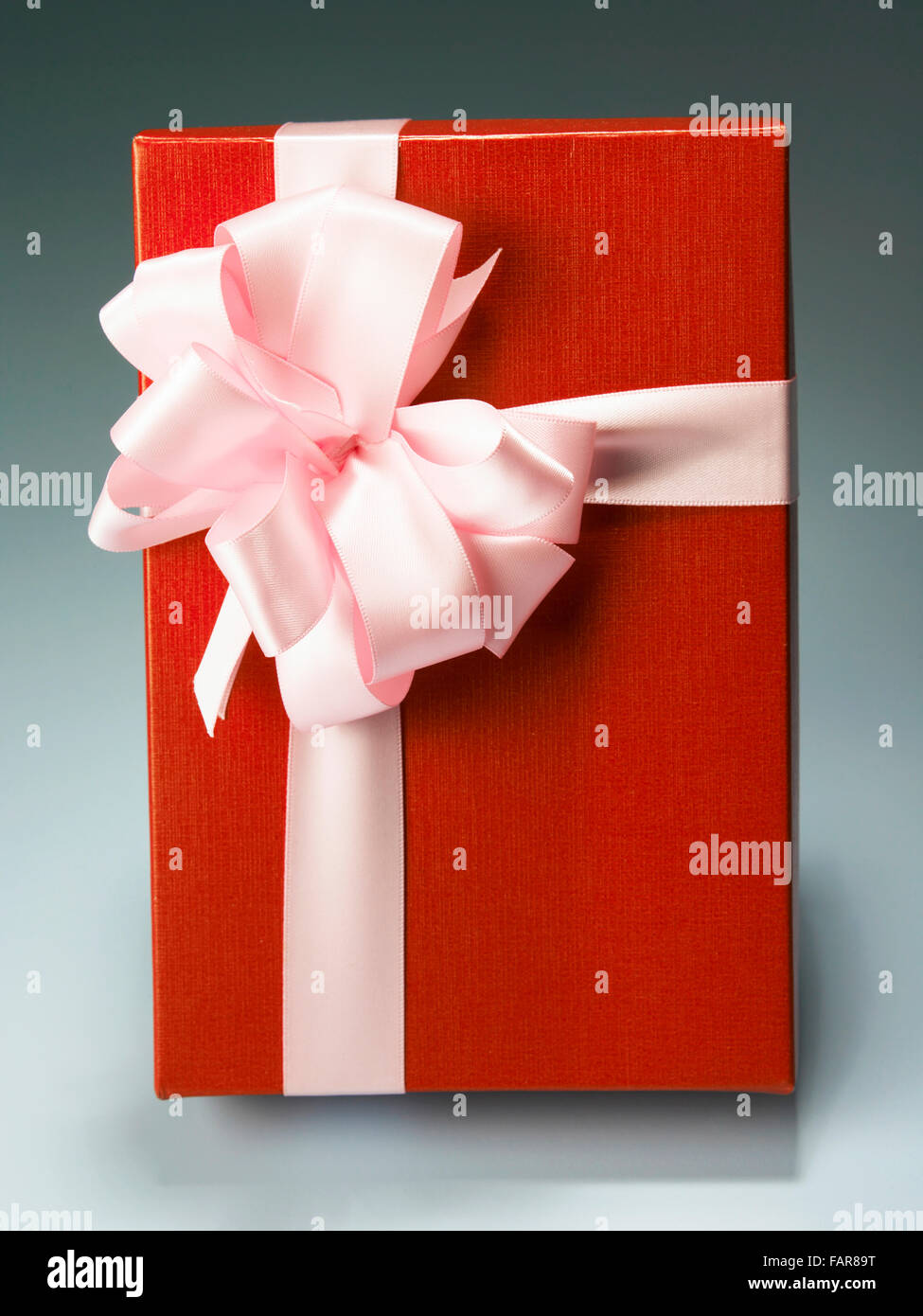 present box with the ribbon Stock Photo - Alamy