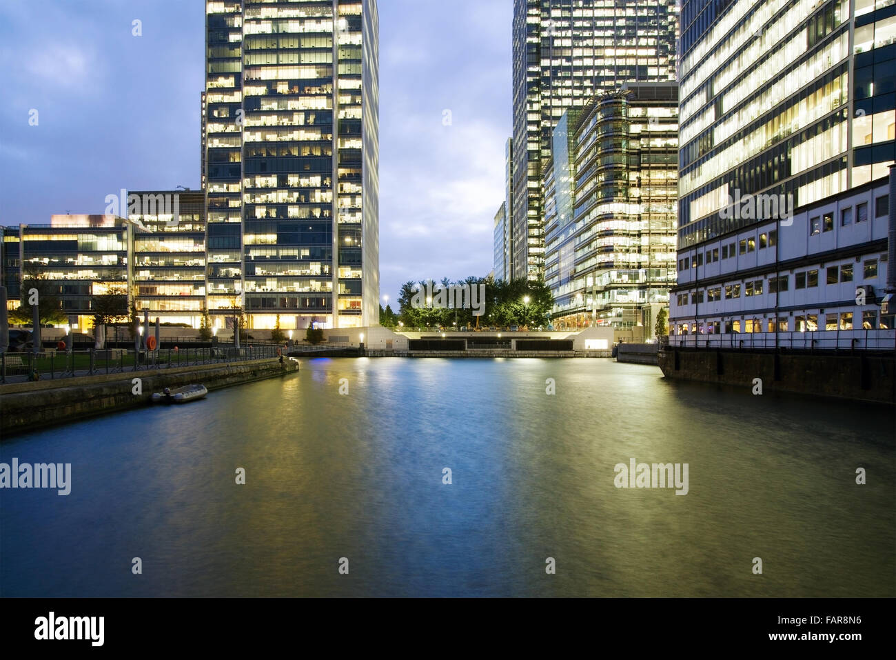 Canary Wharf offices with lights on in the evening Stock Photo - Alamy