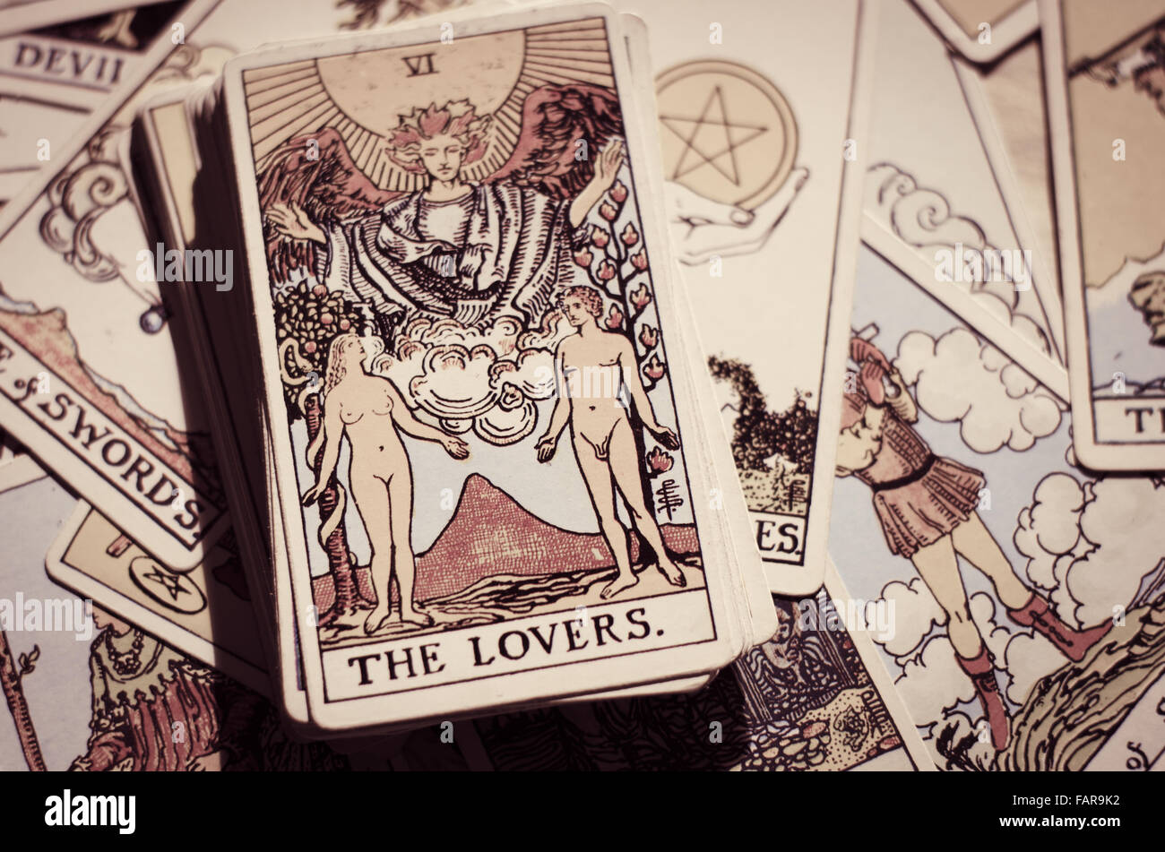 The lovers tarot card hires stock photography and images Alamy
