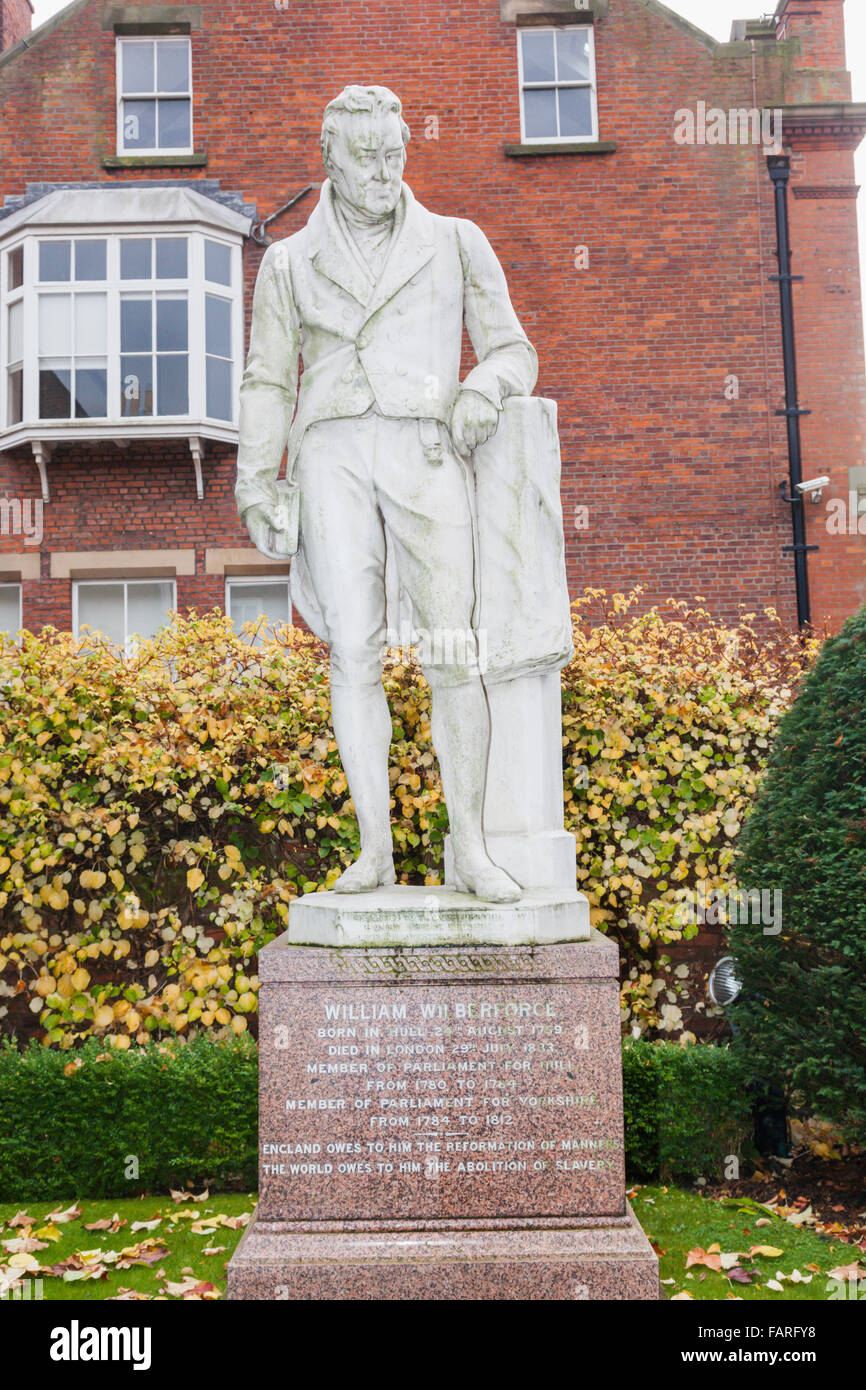 Statue william wilberforce hull hires stock photography and images Alamy