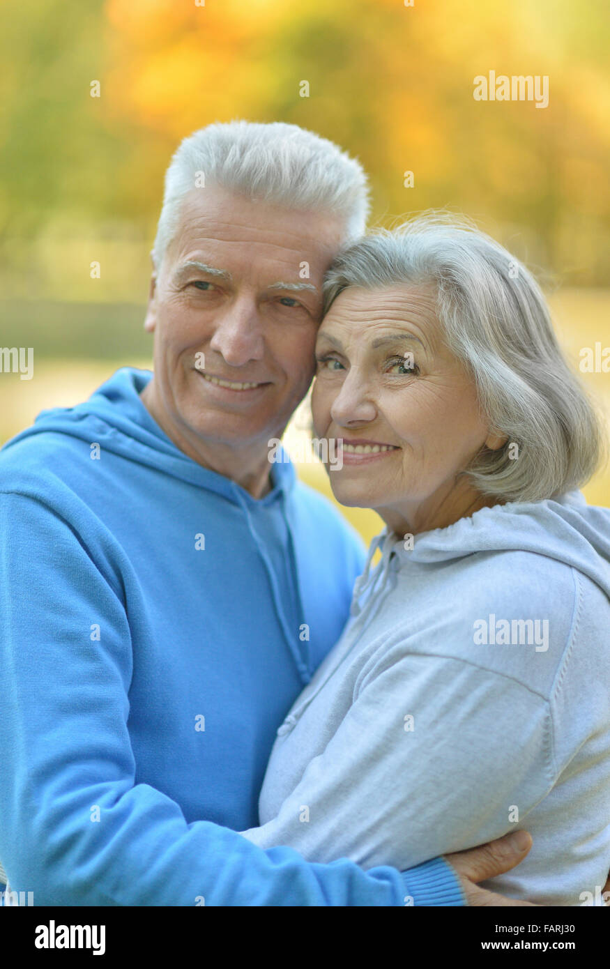 Senior couple in park Stock Photo - Alamy