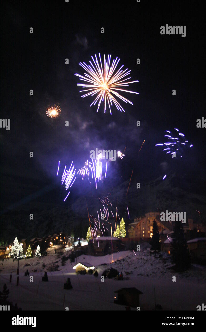 Avoriaz Christmas Eve Firework display Stock Photo Alamy