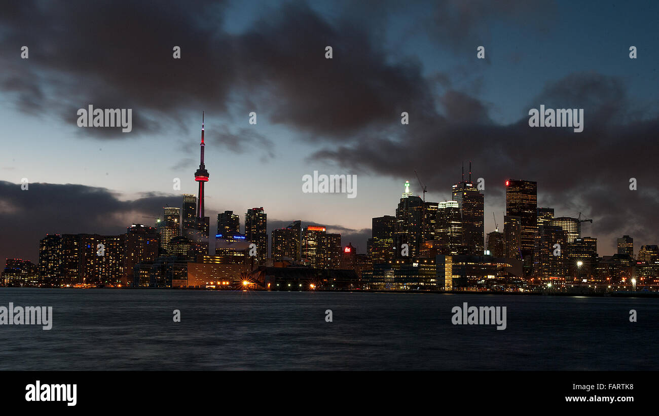Toronto skyline at night Stock Photo - Alamy
