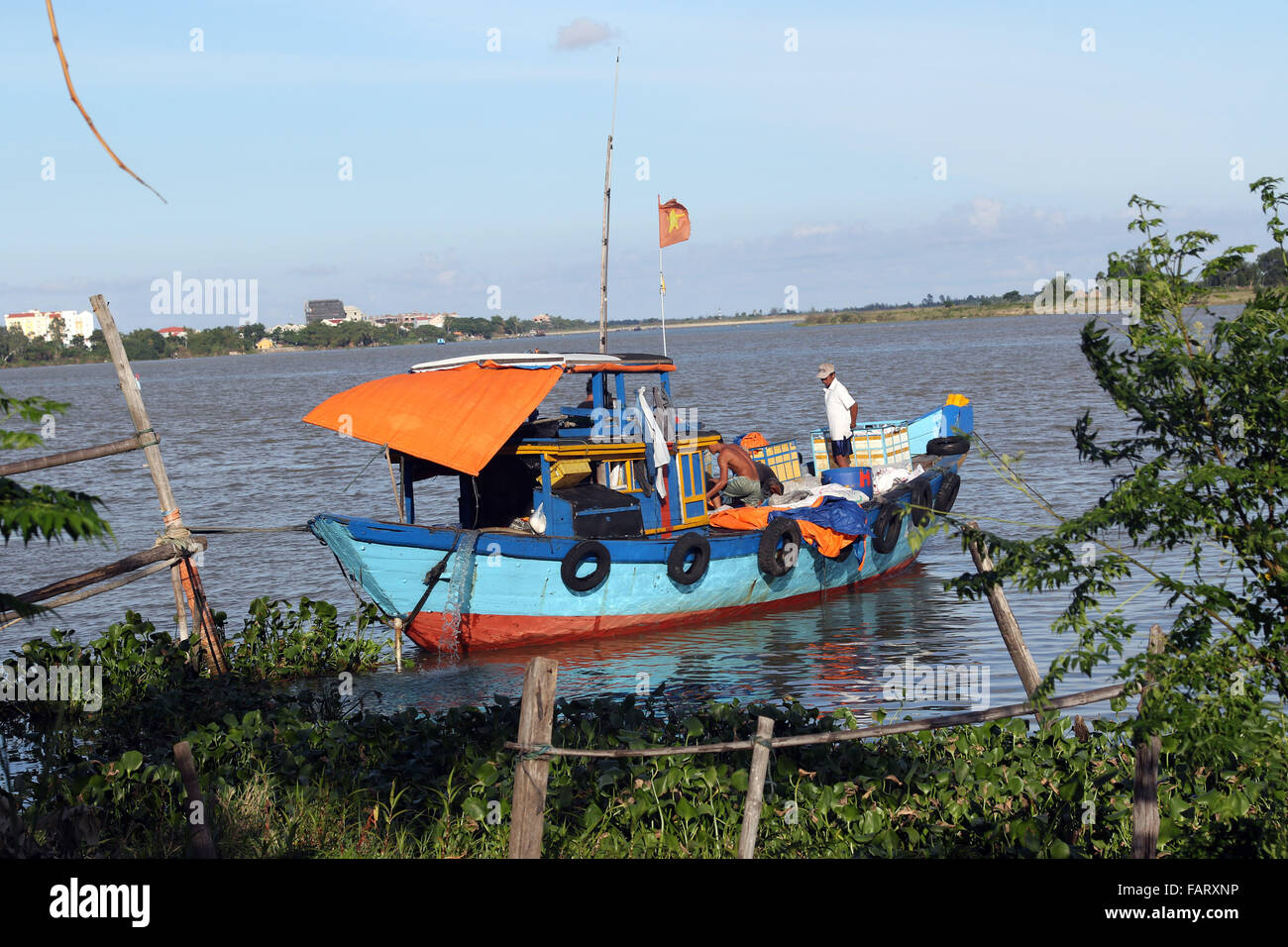 fishing boat river Stock Photo Alamy