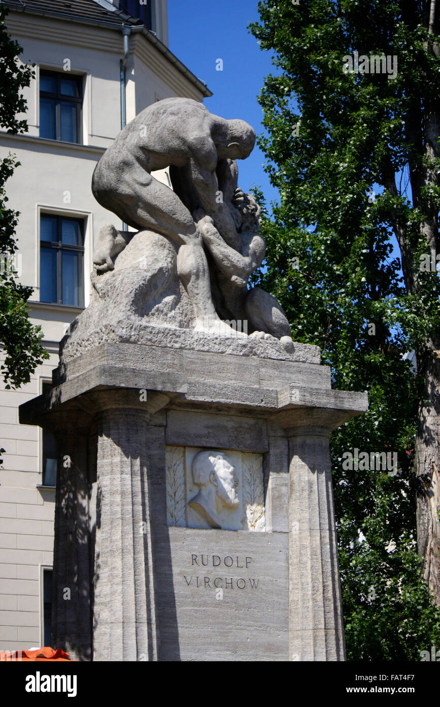 Denkmal fuer Rudolf Virchow, Berlin-Mitte. Stock Photo