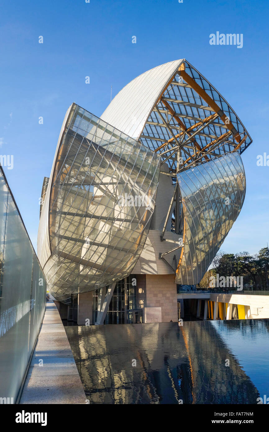 Louis Vuitton Foundation, by architect Frank Gehry, art museum and