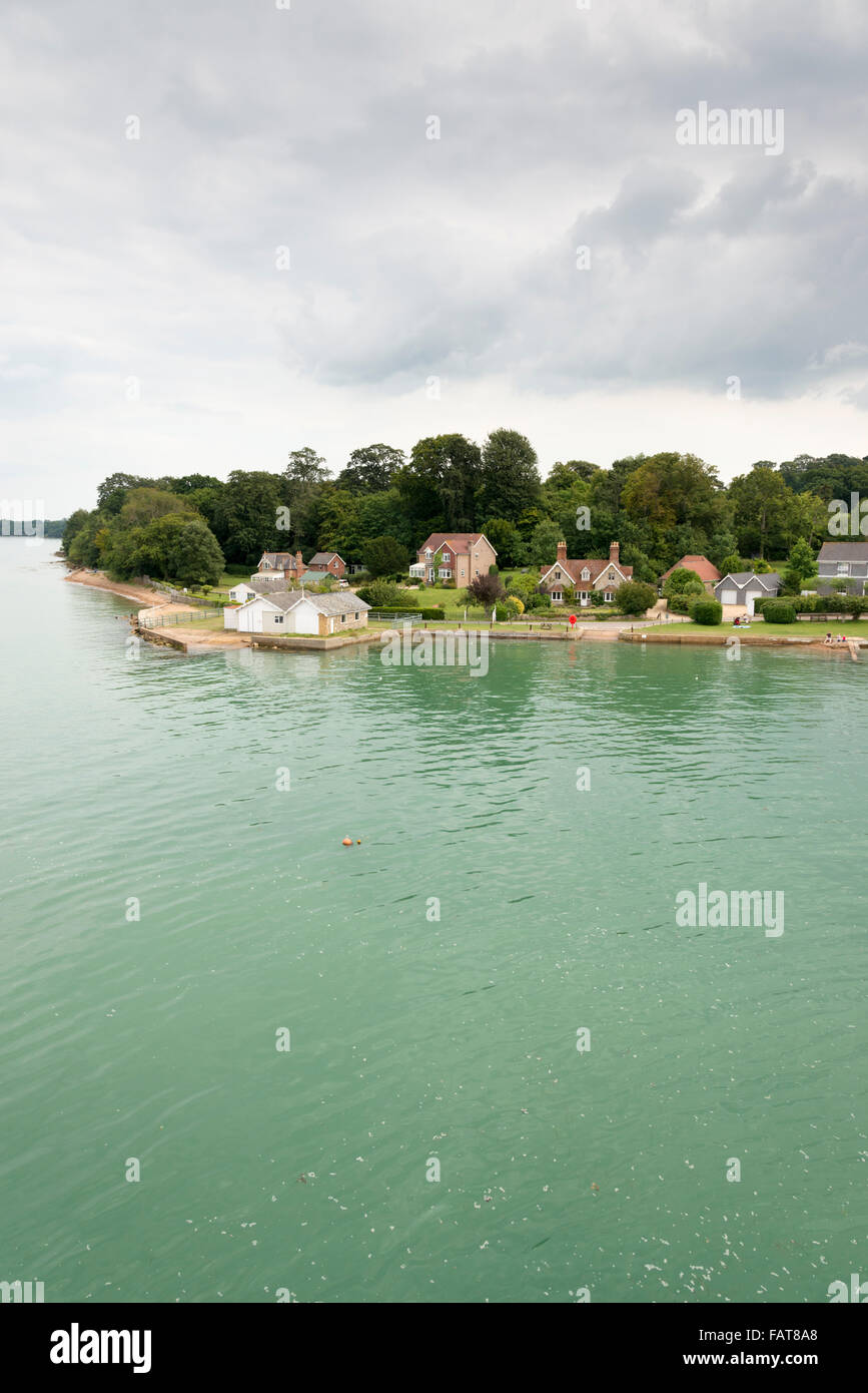 Houses and buildings on the estuary at Wootton Creek at Fishbourne Isle