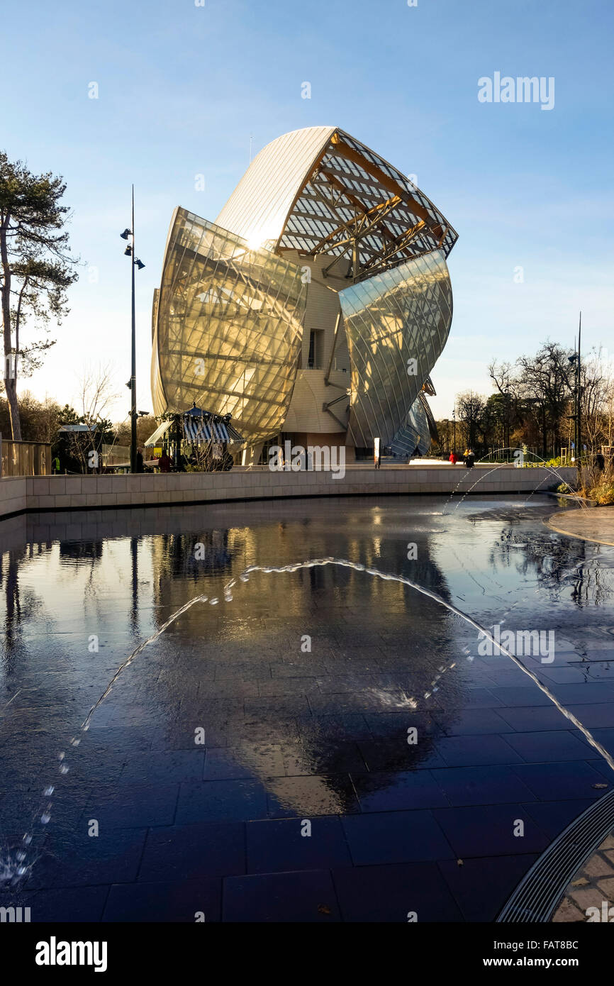 Lvmh tower hi-res stock photography and images - Alamy