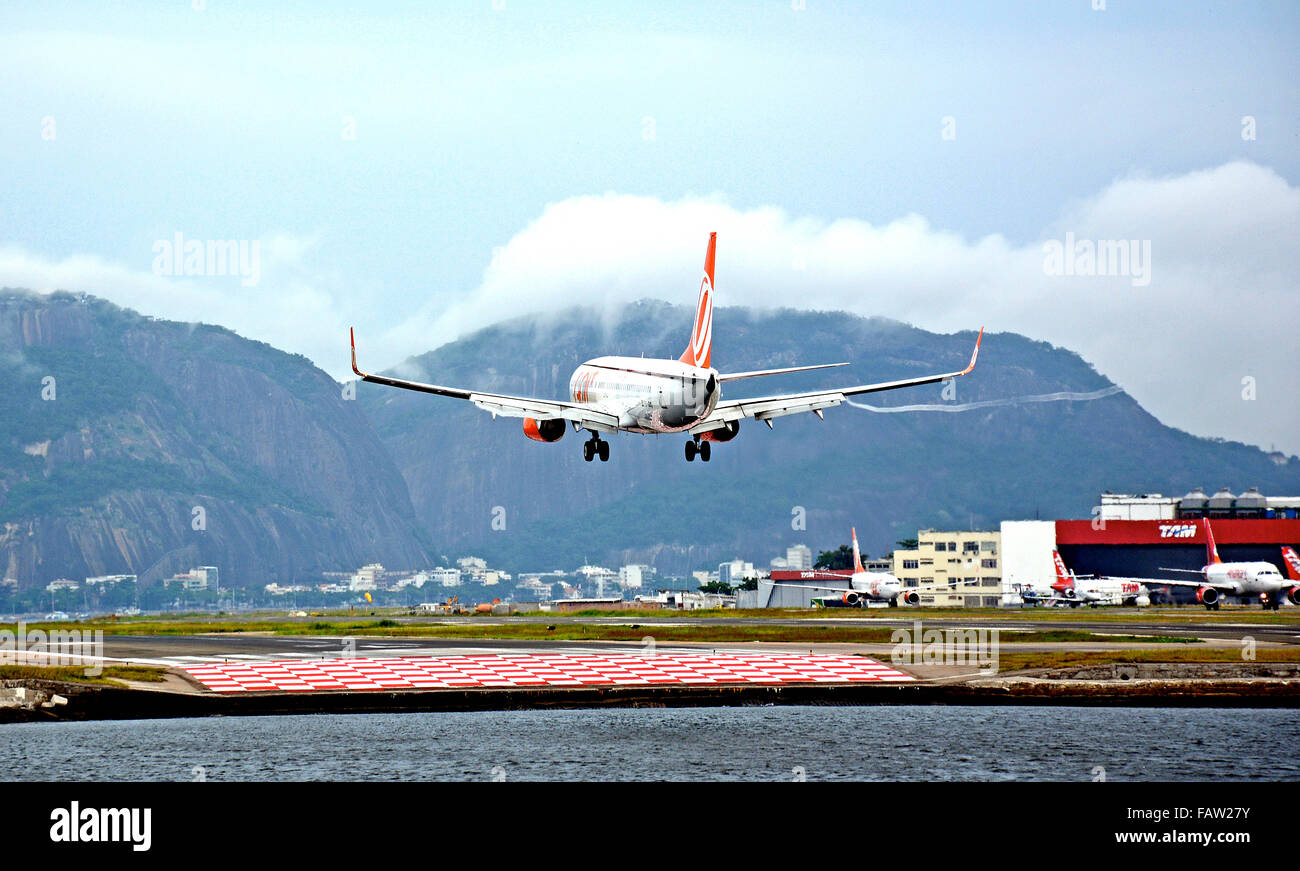 Boeing 737 of Gol airlines landing in Santos Dumont airport Rio de Janeiro Brazil Stock Photo