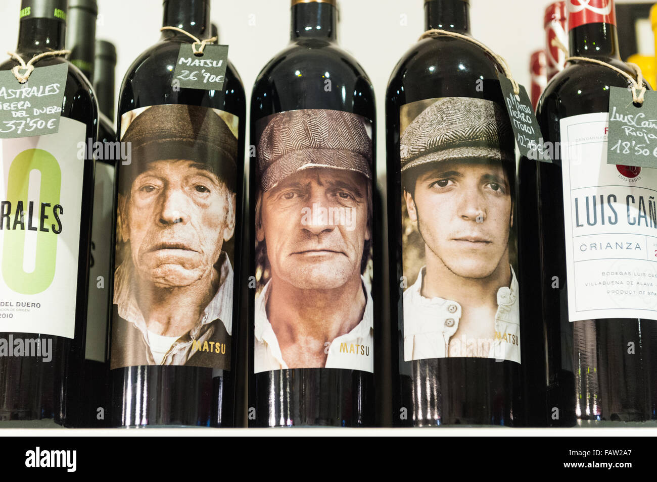 Old wine labels hi-res stock photography and images - Alamy