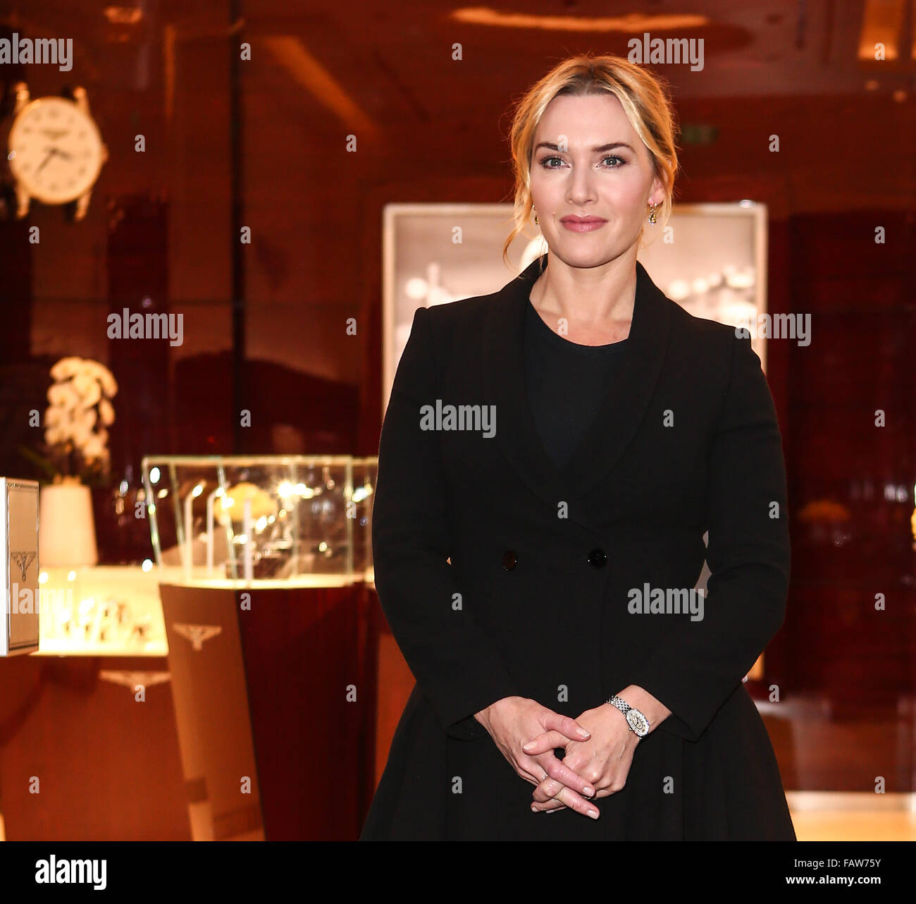 Kate Winslet opens the Longines Boutique on Oxford Street Featuring ...