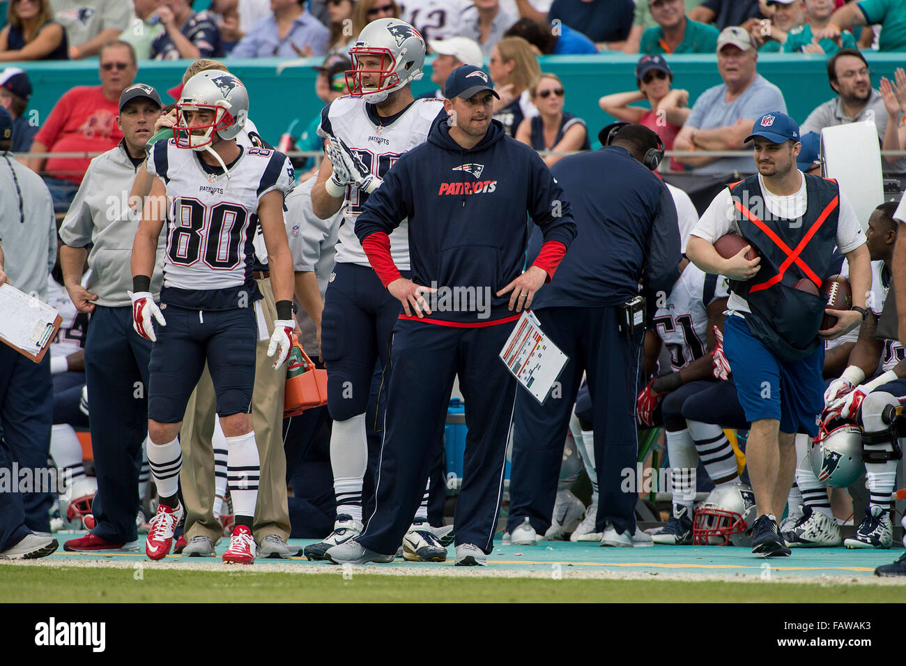 Video: Rob Ninkovich claims Rob Gronkowski will sign with Miami Dolphins -  Dolphin Nation