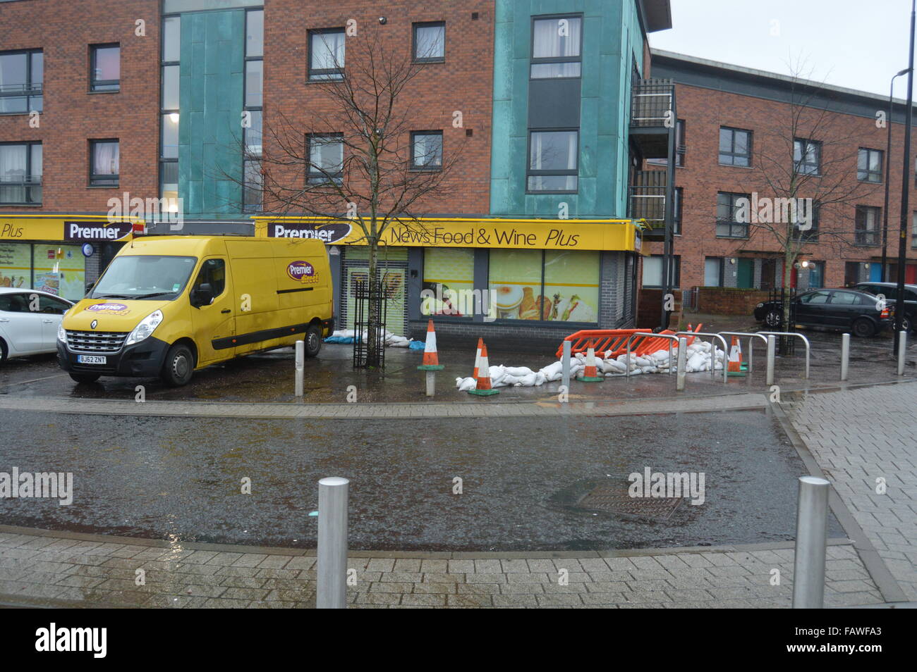 Ardler village dundee hires stock photography and images Alamy