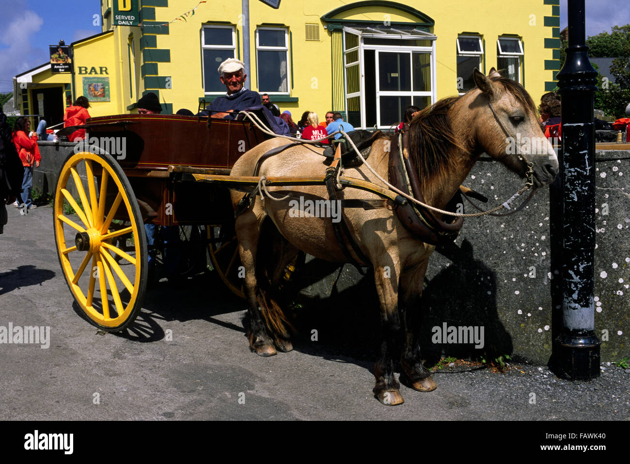 Irish horse carts hires stock photography and images Alamy