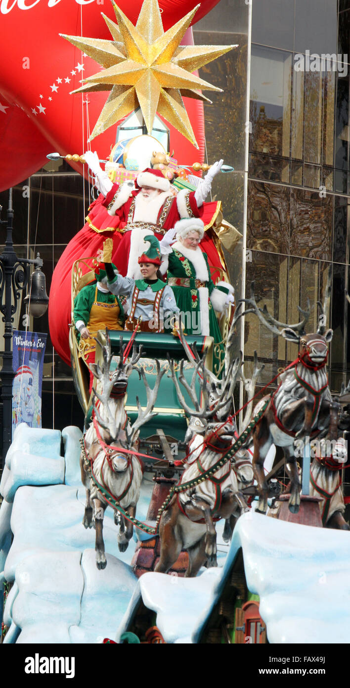 89th Annual Macy's Thanksgiving Day Parade in New York Featuring: Santa ...