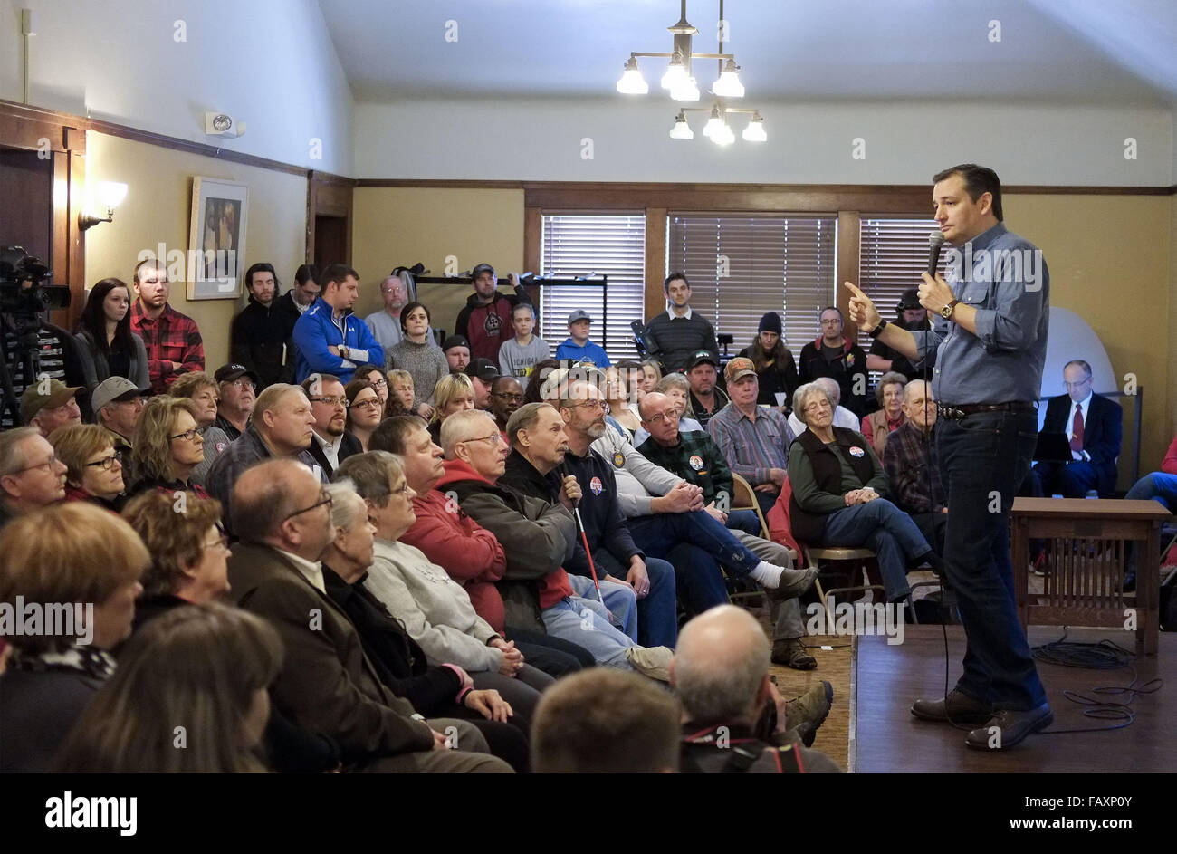 Onawa, IOWA, USA. 5th Jan, 2016. Republican presidential candidate U.S