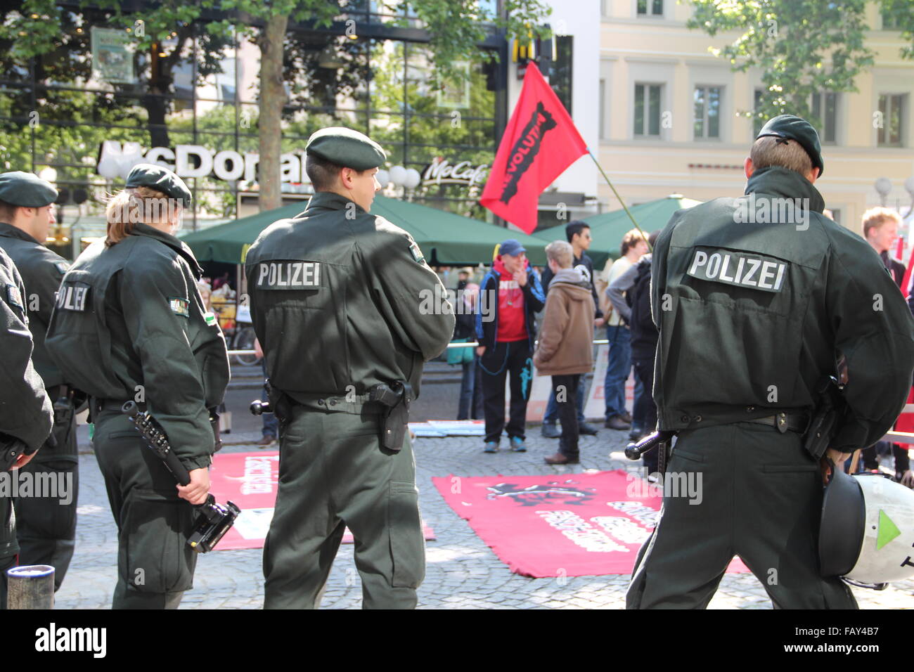 German police at work at a demonstration in bonn hi-res stock photography  and images - Alamy