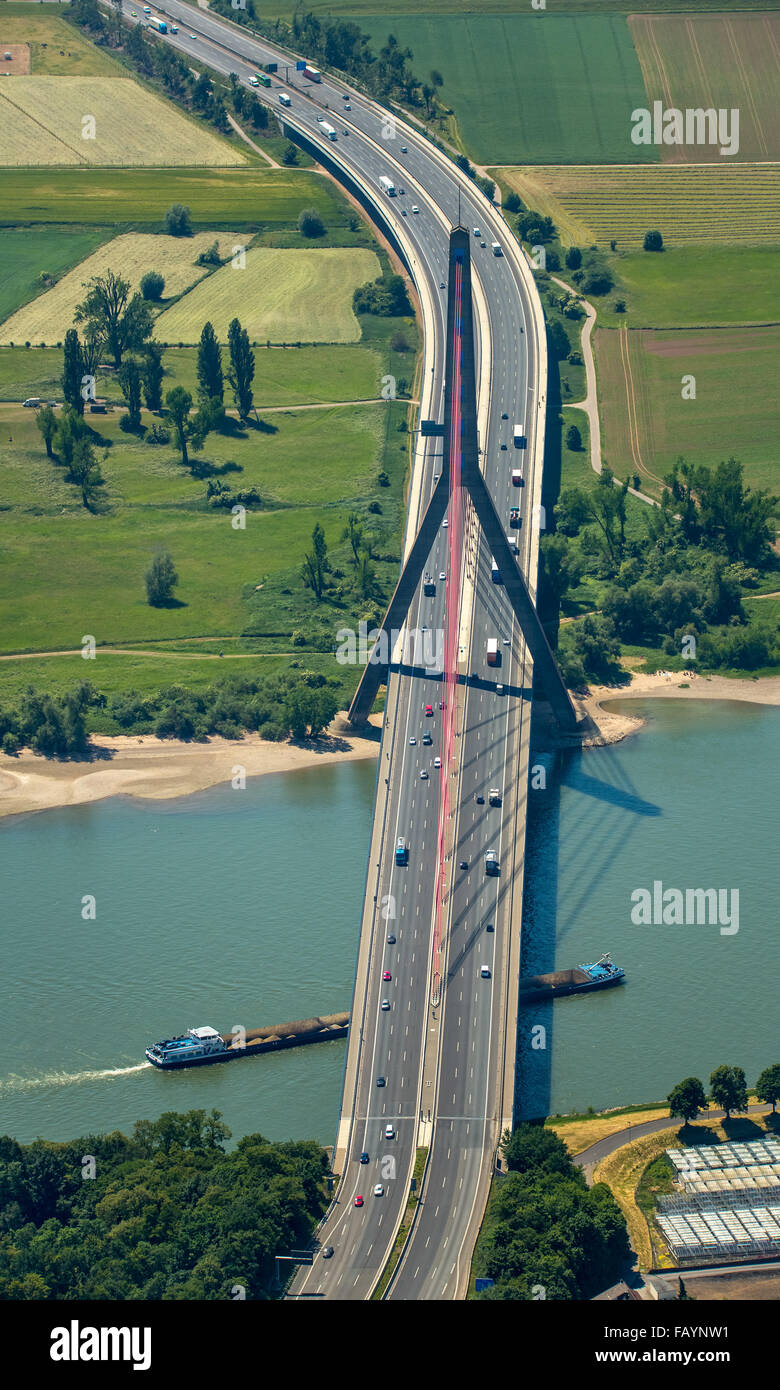 Luftbild, Fleher Brücke, Autobahnbrücke A46, Schrägseilbrücke mit einem Pylon,  Düsseldorf, Rheinland, Nordrhein-Westfalen, Stock Photo