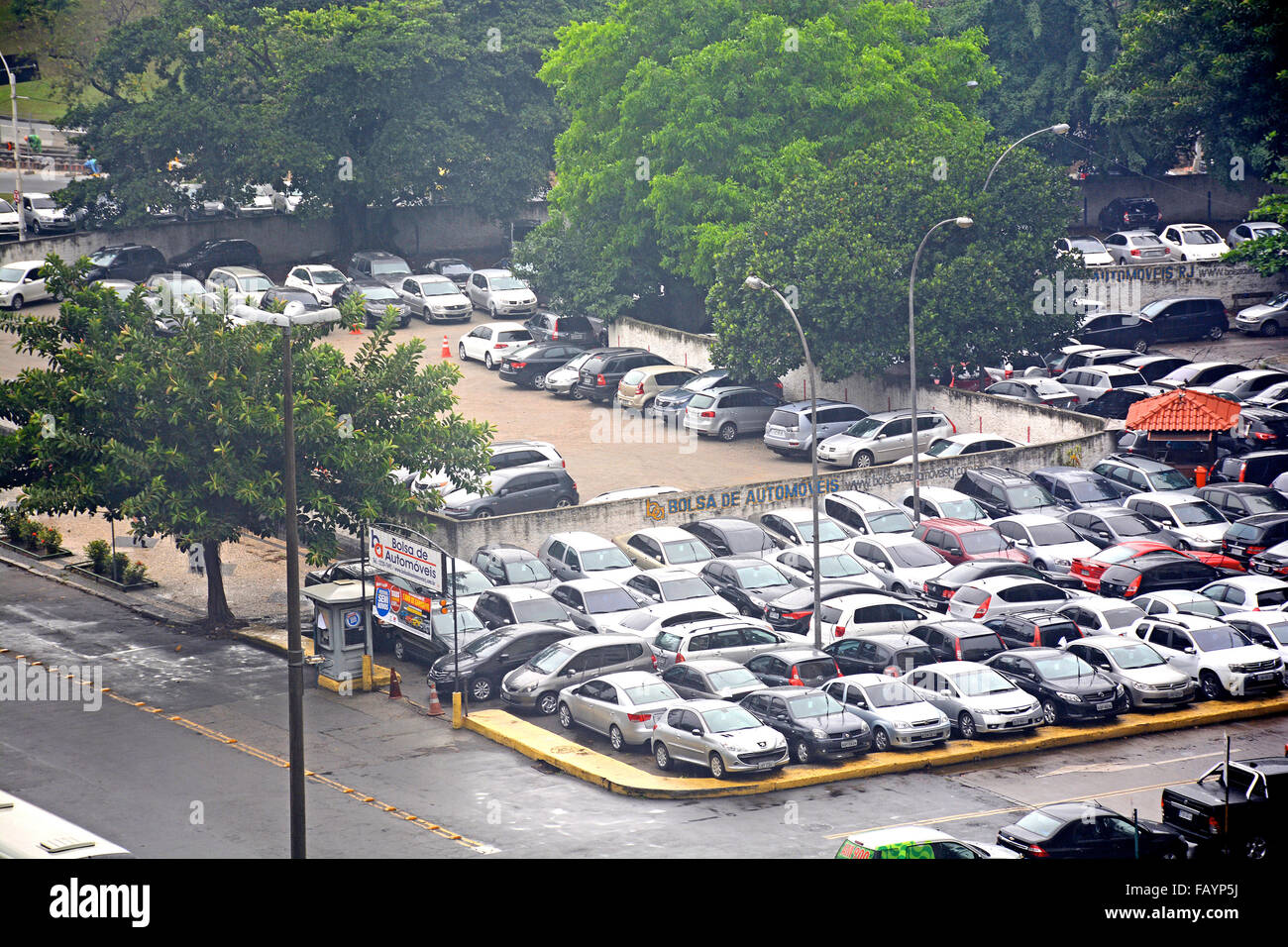 Bolsa de automoveis avenue Mal. Camara Centro Rio de Janeiro Brazil Stock  Photo - Alamy