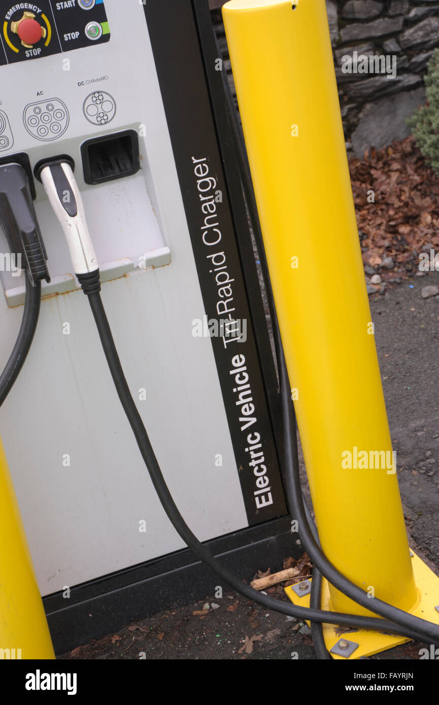 Public electric vehicle charging point. Balloch, Scotland Stock Photo Alamy